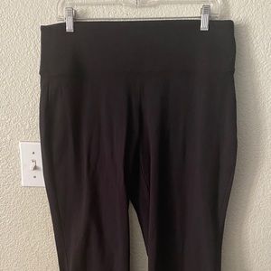 Livi capri leggings